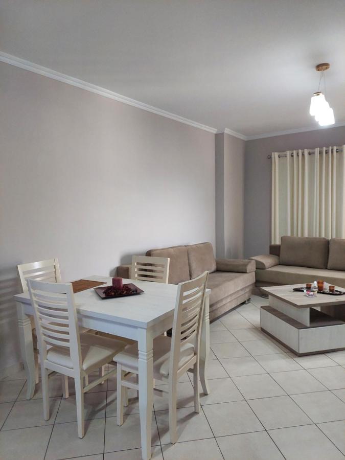 B & D Apartment Sarandë Exterior foto
